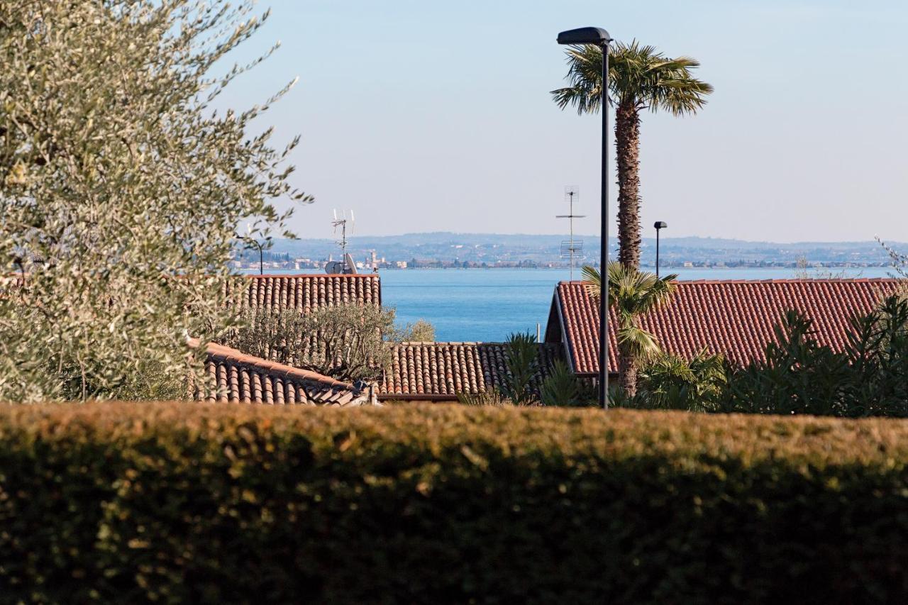 Borgo Adige 12 Apartment By Wonderful Italy Padenghe sul Garda Exterior photo
